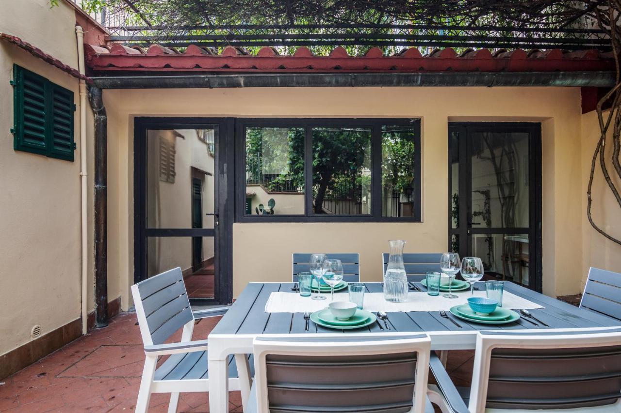 Santa Reparata Apartment With Patio And Terrace Florens Exteriör bild