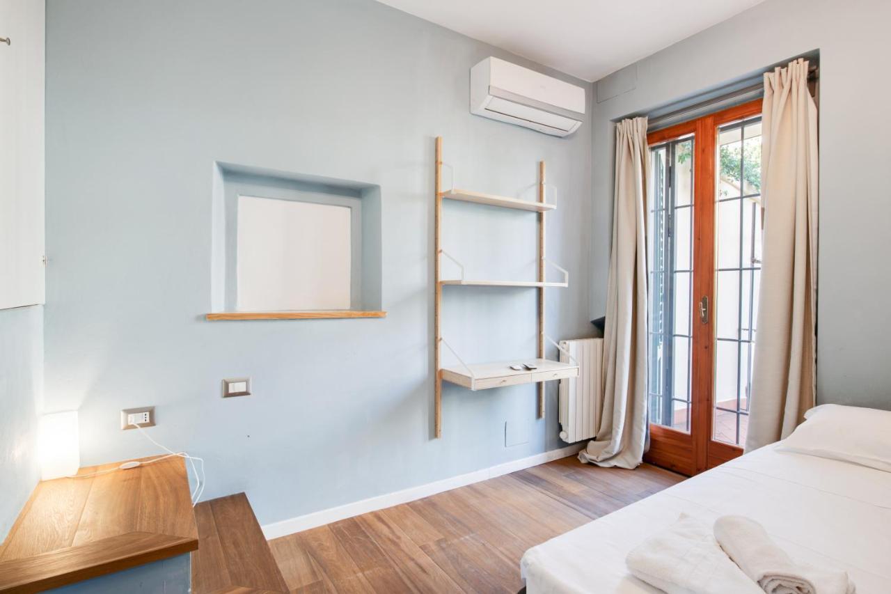 Santa Reparata Apartment With Patio And Terrace Florens Exteriör bild